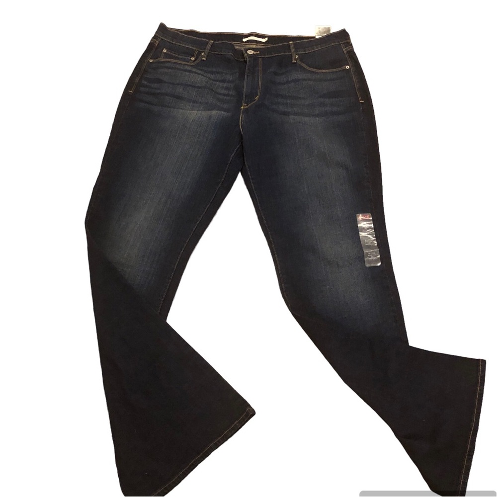 LEVI’s Dark Wash 515 Bootcut Jeans